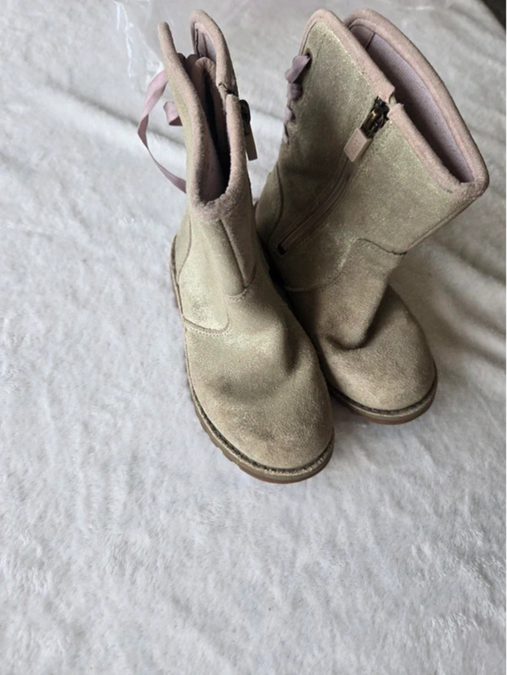 UGG Girls Glitter Lace-Up Boots Size 12 – Gold/Pink Side Zip